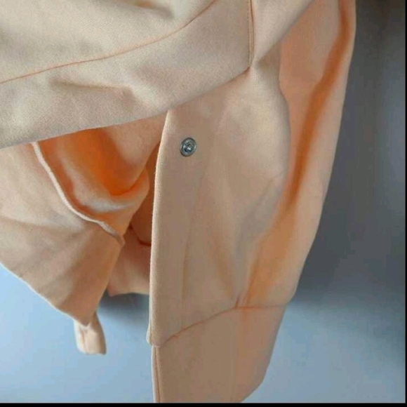 Adidas Sweatshirt - Picture 4 of 5